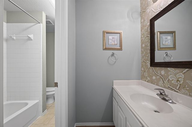 1603 Creekside Drive, Corinth, TX 76210