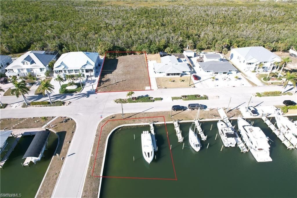 12110/12112 Siesta DR, FORT MYERS BEACH, FL 33931 — exterior