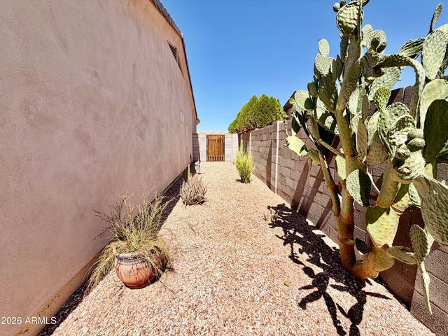 14134 S AMADO Boulevard, Arizona City, AZ 85123