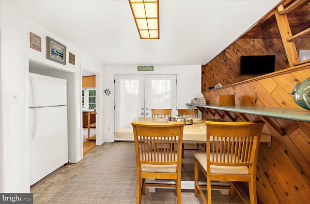 25 LOCUST ST, Earleville, MD 21919