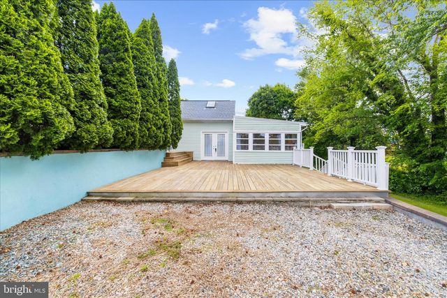 25 LOCUST ST, Earleville, MD 21919