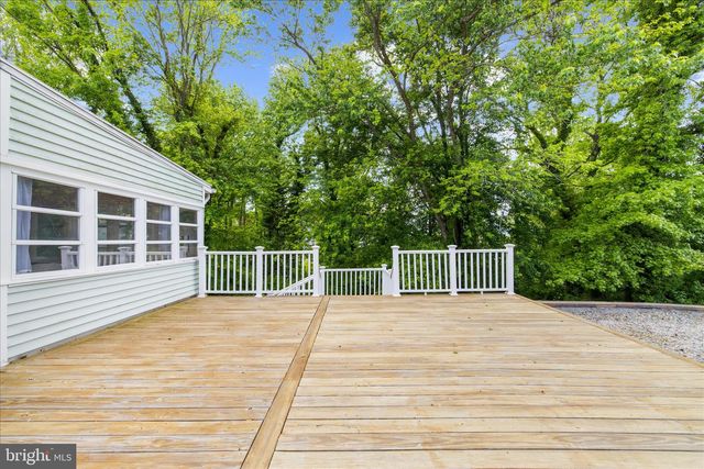 25 LOCUST ST, Earleville, MD 21919
