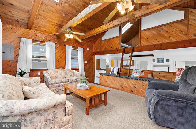 25 LOCUST ST, Earleville, MD 21919