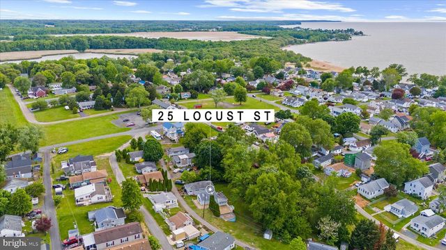 25 LOCUST ST, Earleville, MD 21919