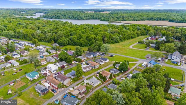 25 LOCUST ST, Earleville, MD 21919