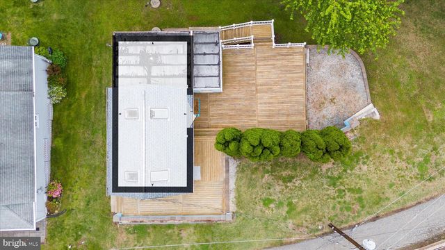 25 LOCUST ST, Earleville, MD 21919