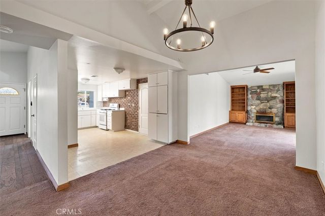 18926 Claycrest, Canyon Country, CA 91351