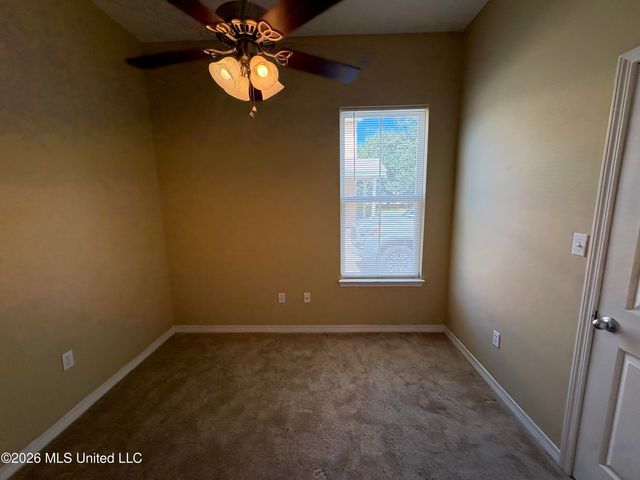 120 Earle Taylor Lane, Ocean Springs, MS 39564