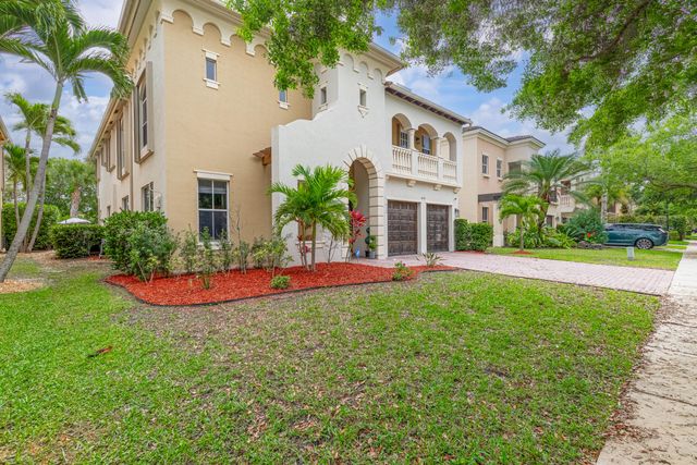 9195 Nugent Trail, West Palm Beach, FL 33411