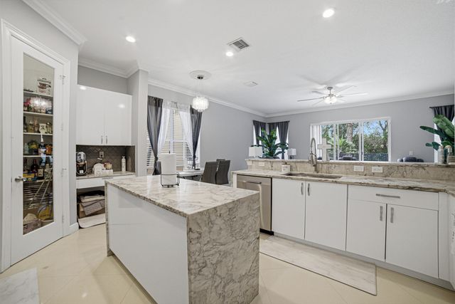 9195 Nugent Trail, West Palm Beach, FL 33411