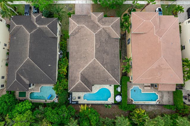 9195 Nugent Trail, West Palm Beach, FL 33411