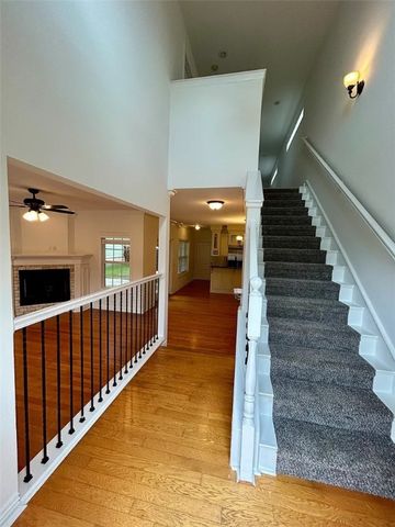 600 N Tennyson, Fayetteville, AR 72704