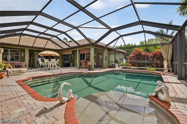10650 Sir Michaels Place DR, Bonita Springs, FL 34135