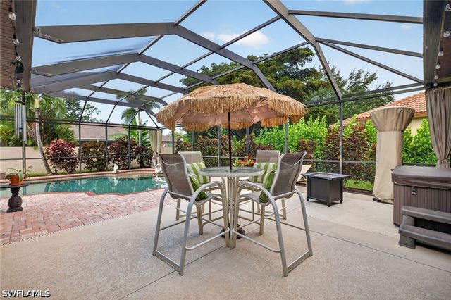 10650 Sir Michaels Place DR, Bonita Springs, FL 34135