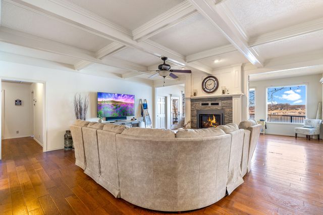 3126 Shore Drive, Grove, OK 74344