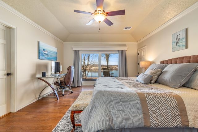 3126 Shore Drive, Grove, OK 74344