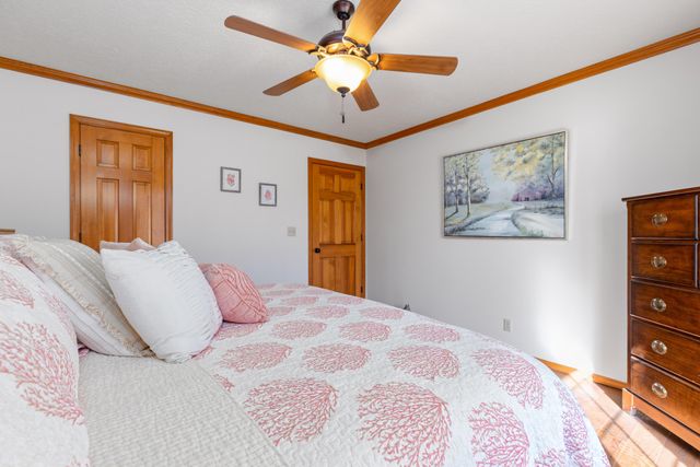 3126 Shore Drive, Grove, OK 74344