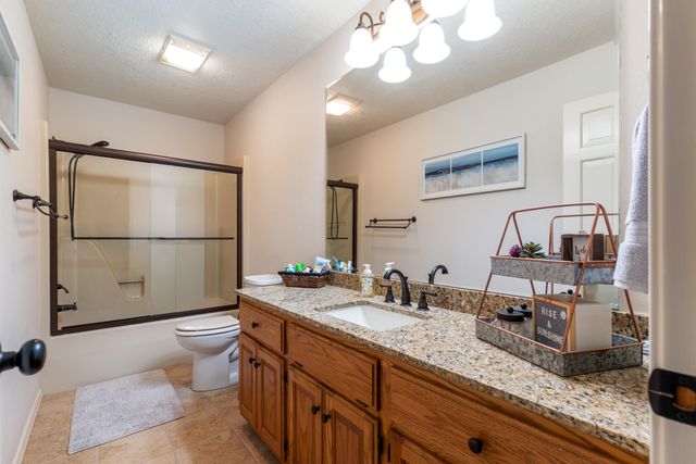 3126 Shore Drive, Grove, OK 74344