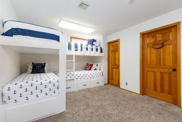 3126 Shore Drive, Grove, OK 74344