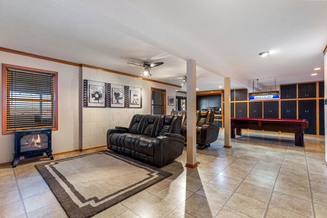 3126 Shore Drive, Grove, OK 74344