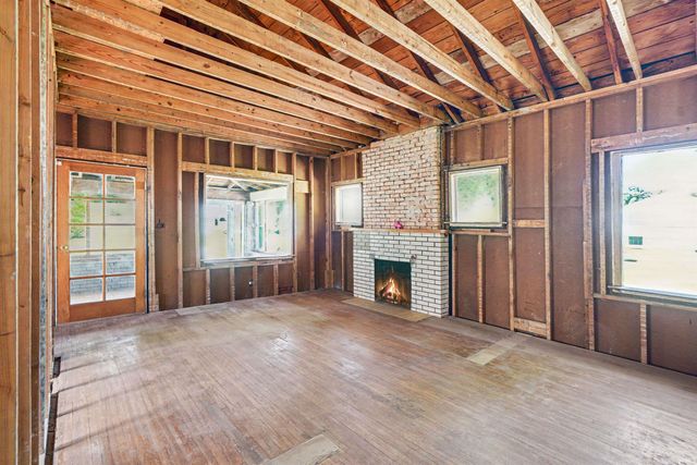 1815 E Beardsley Avenue, Elkhart, IN 46514