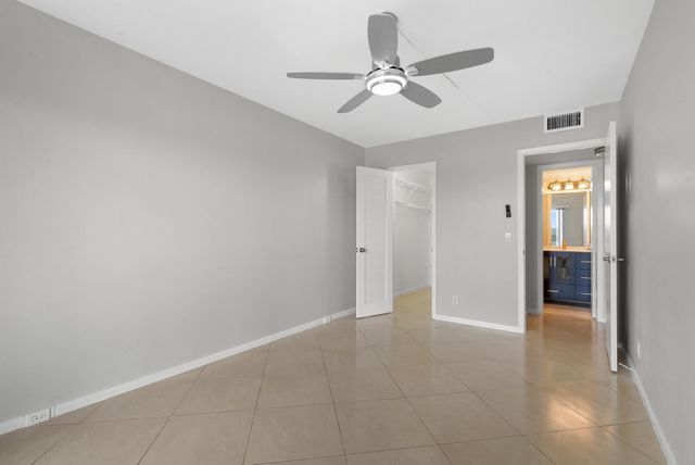 3038 Cornwall B 3038, Boca Raton, FL 33434