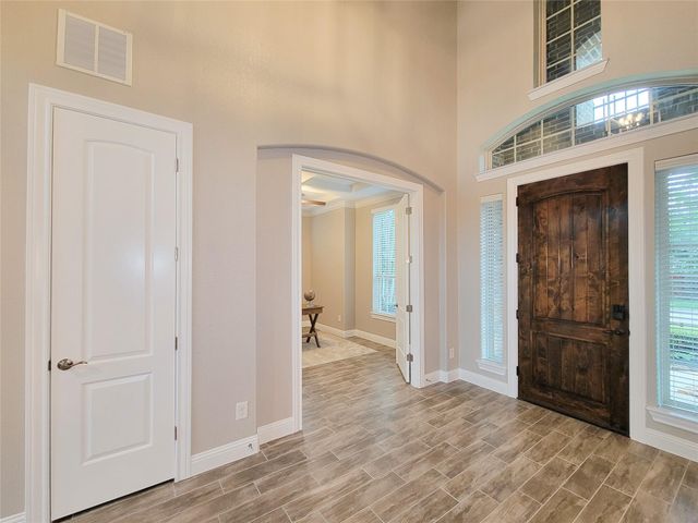9706 Kirkstone Terrace Drive, Spring, TX 77379