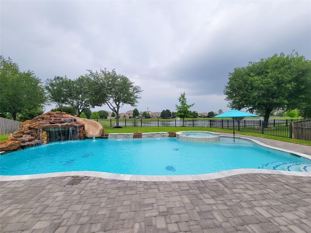 9706 Kirkstone Terrace Drive, Spring, TX 77379