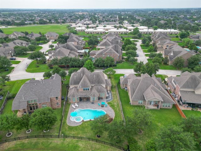 9706 Kirkstone Terrace Drive, Spring, TX 77379
