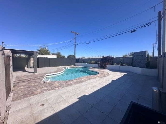 1350 W 12 St, Yuma, AZ 85364