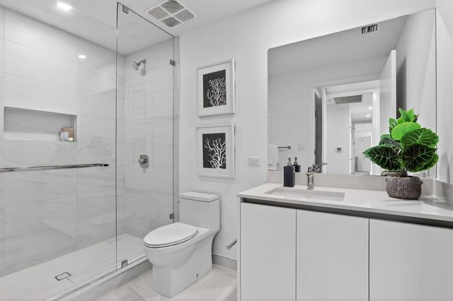 900 N Ocean Boulevard 1401, Pompano Beach, FL 33062