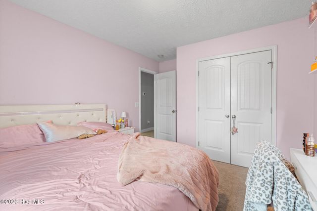 338 Rose Bud Lane, Holly Ridge, NC 28445