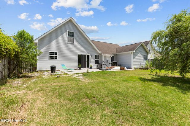 338 Rose Bud Lane, Holly Ridge, NC 28445
