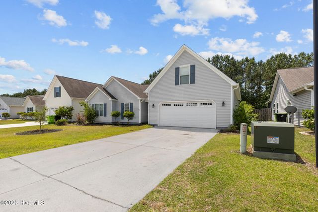 338 Rose Bud Lane, Holly Ridge, NC 28445