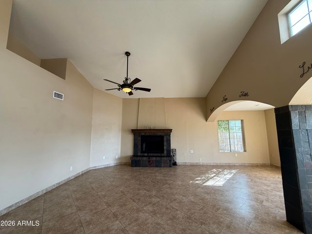 11003 W LAURELWOOD Lane, Avondale, AZ 85392