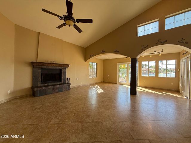 11003 W LAURELWOOD Lane, Avondale, AZ 85392