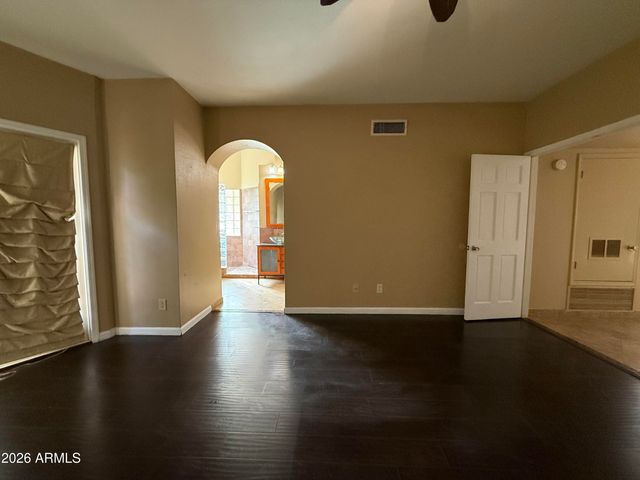 11003 W LAURELWOOD Lane, Avondale, AZ 85392