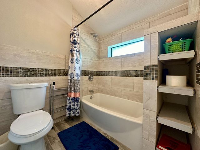 200 Fountain Lake W 128, Livingston, TX 77351