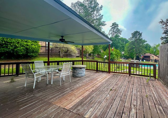200 Fountain Lake W 128, Livingston, TX 77351