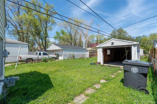 2346 Bloomfield Street, Melvindale, MI 48122