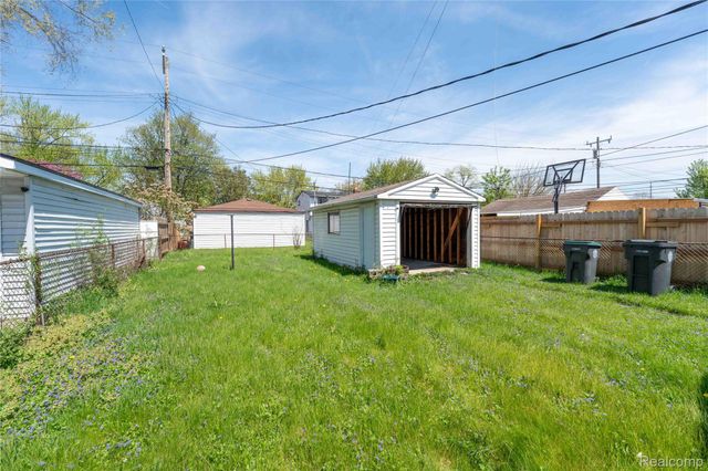 2346 Bloomfield Street, Melvindale, MI 48122