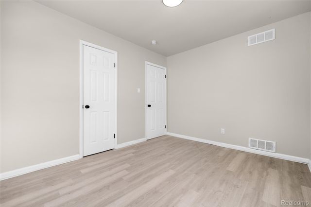 2346 Bloomfield Street, Melvindale, MI 48122