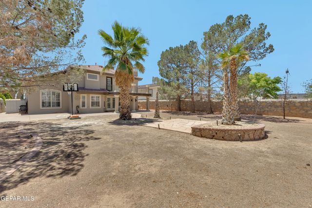 12345 KIT CARSON Drive, El Paso, TX 79936