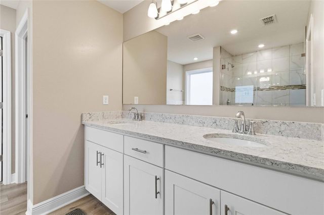 10007 DOLPHIN GULL CIRCLE, Thonotosassa, FL 33592