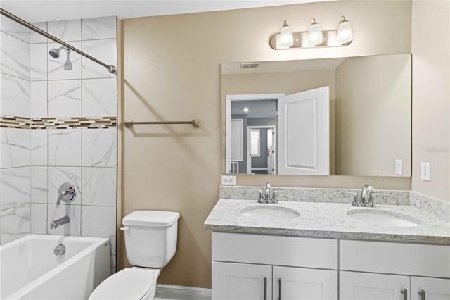 10007 DOLPHIN GULL CIRCLE, Thonotosassa, FL 33592