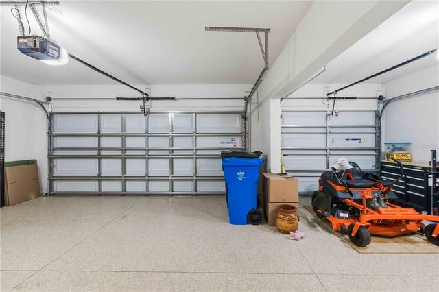 10007 DOLPHIN GULL CIRCLE, Thonotosassa, FL 33592