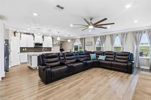 10007 DOLPHIN GULL CIRCLE, Thonotosassa, FL 33592