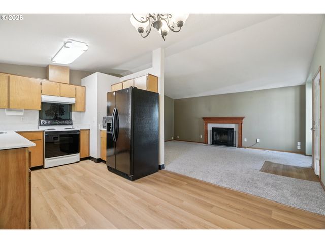 7306 Se 76TH Ave, Portland, OR 97206