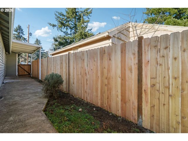 7306 Se 76TH Ave, Portland, OR 97206