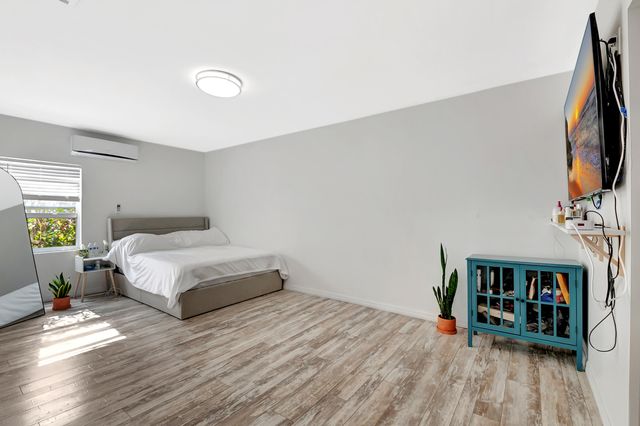 22330 Kettle Creek Way, Boca Raton, FL 33428